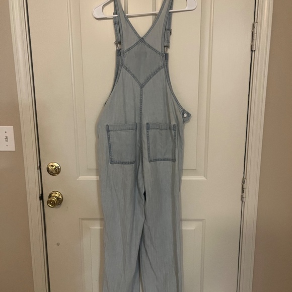 Universal Thread Overalls - Picture 2 of 4